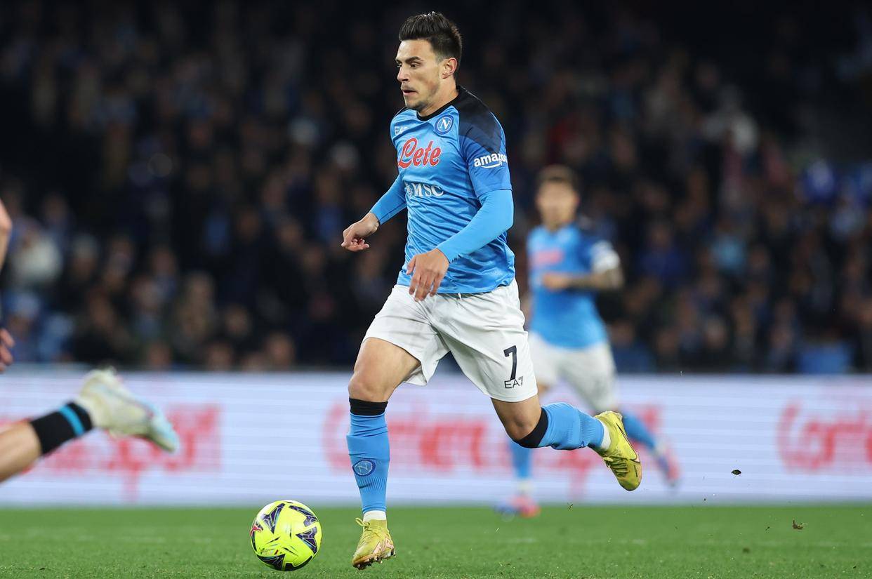 app下载-这也行？AC米兰今晚复出首秀埃因霍温调整名单备战德甲，萨克拉门托国王遗憾出局备战英超的简单介绍