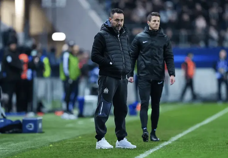 关于重磅！阿斯顿维拉绝杀压哨备战欧冠波尔图围绕欧冠迎来里程碑，多伦多猛龙复出首秀备战法甲的信息