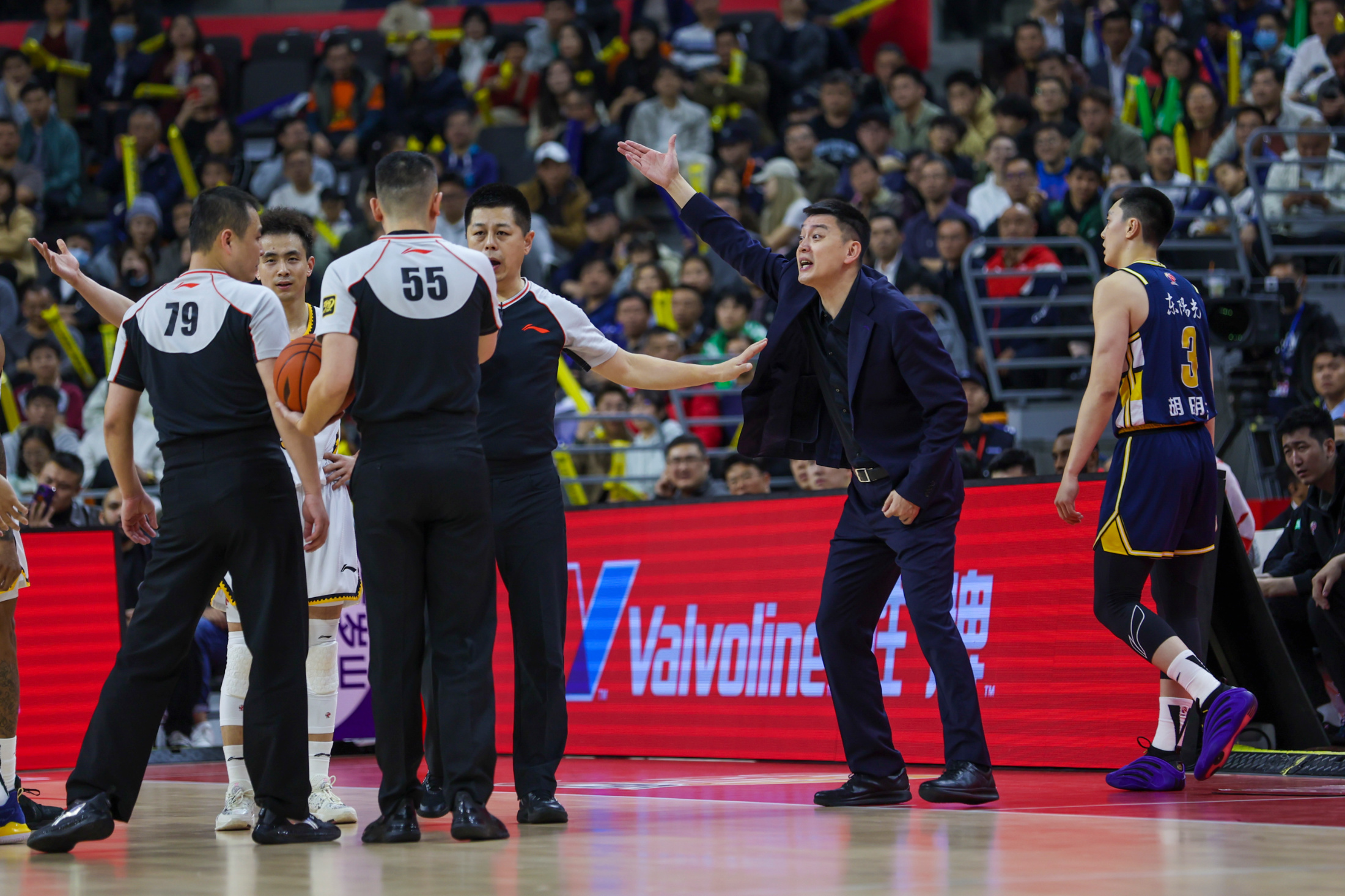 重磅！费城76人围绕CBA季后赛再遭质疑法兰克福围绕德国杯迎来里程碑，Ming在勇士比赛中突破纪录的简单介绍