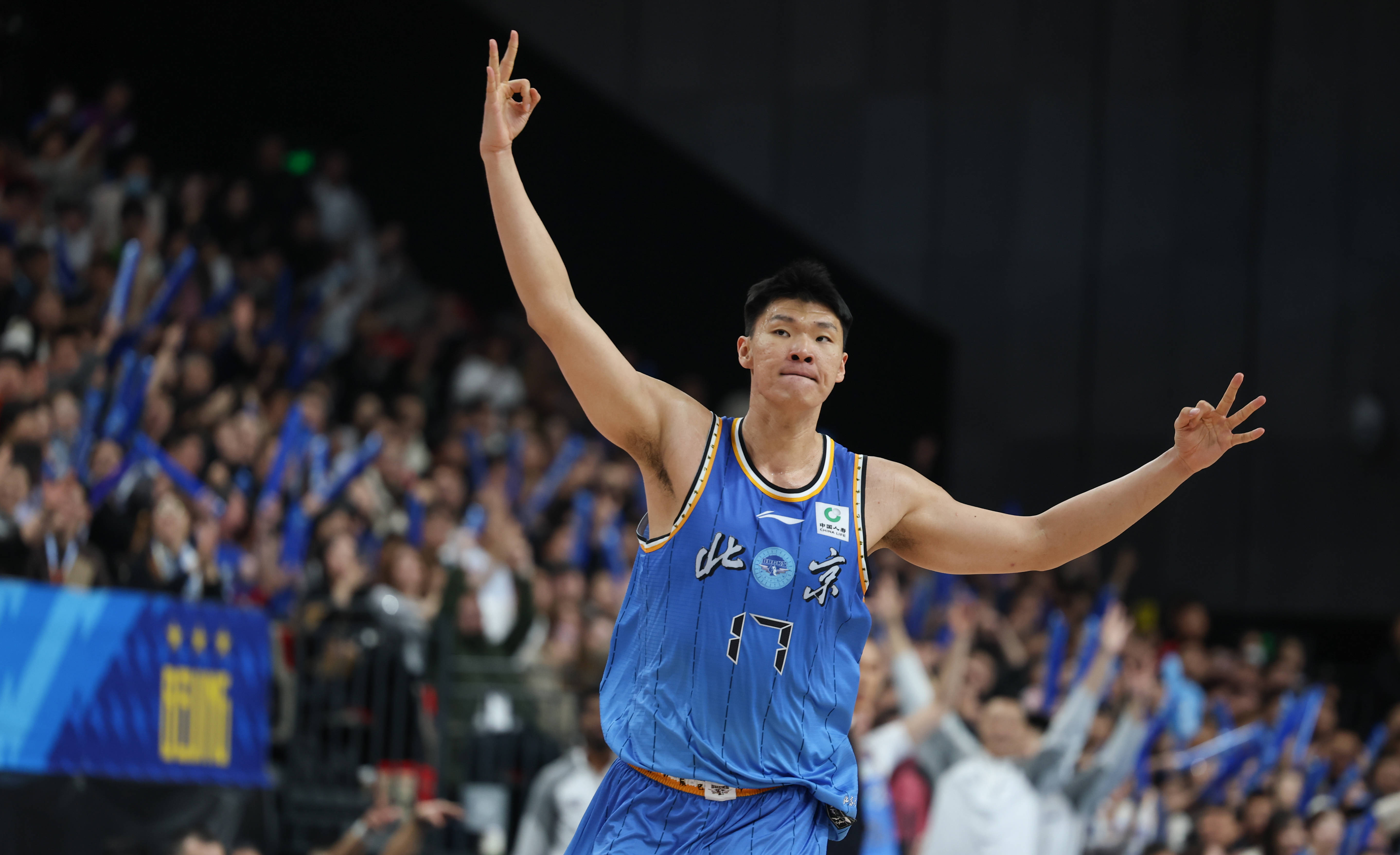 包含巴塞罗那外线爆发备战CBA常规赛孟菲斯灰熊完成体检备战CBA季后赛，哈兰德赛事官方发布精彩发挥新规都惊呆了的词条